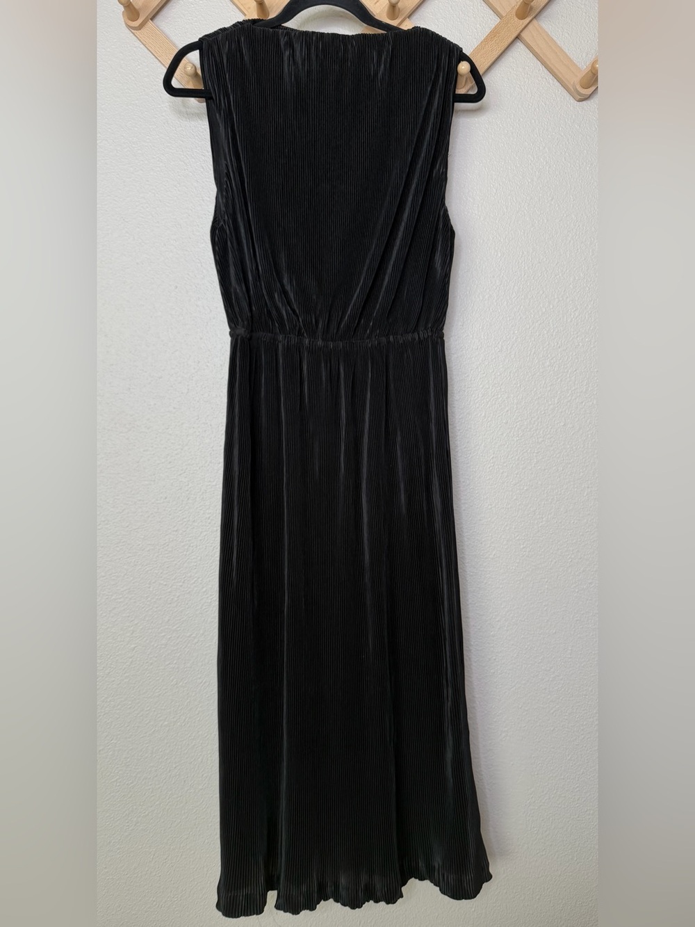 Third Form Black Pleated Midi Dress Sz 4